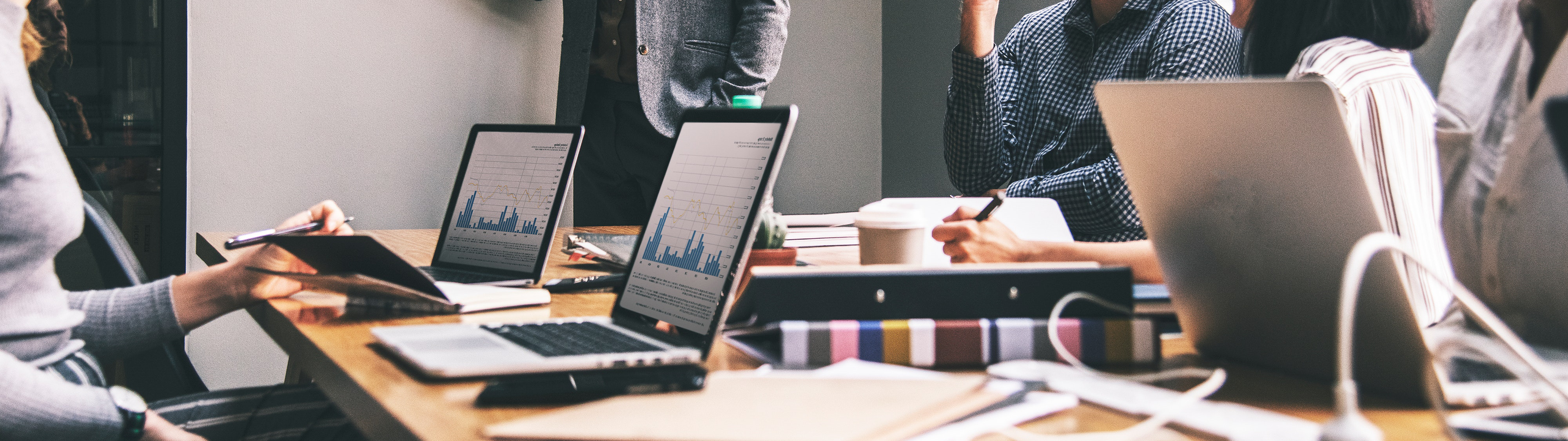 从组织架构看公司战略，阿里、小米、京东、美团有何区别？